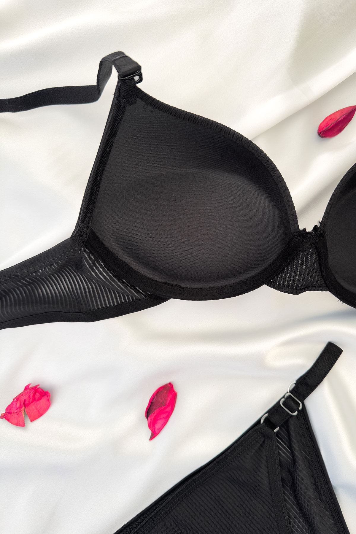 Destekli Çizgili Sütyen Takım Siyah