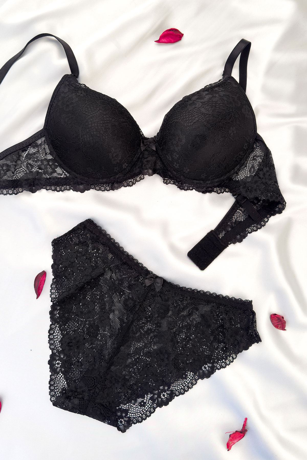 Destekli Dantelli Sütyen Takım Siyah
