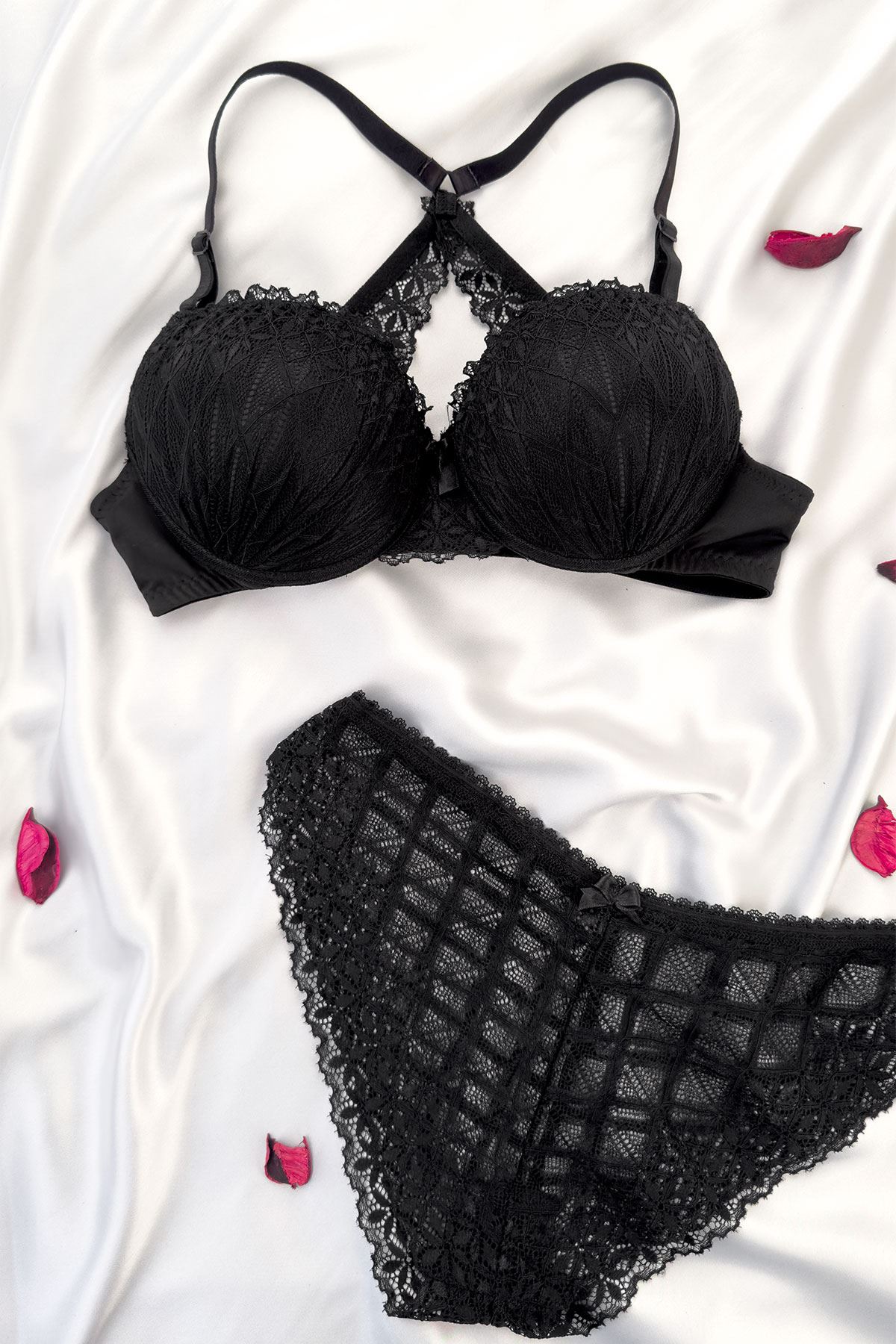 Destekli Sırtı Çapraz Askılı Sütyen Takım Siyah