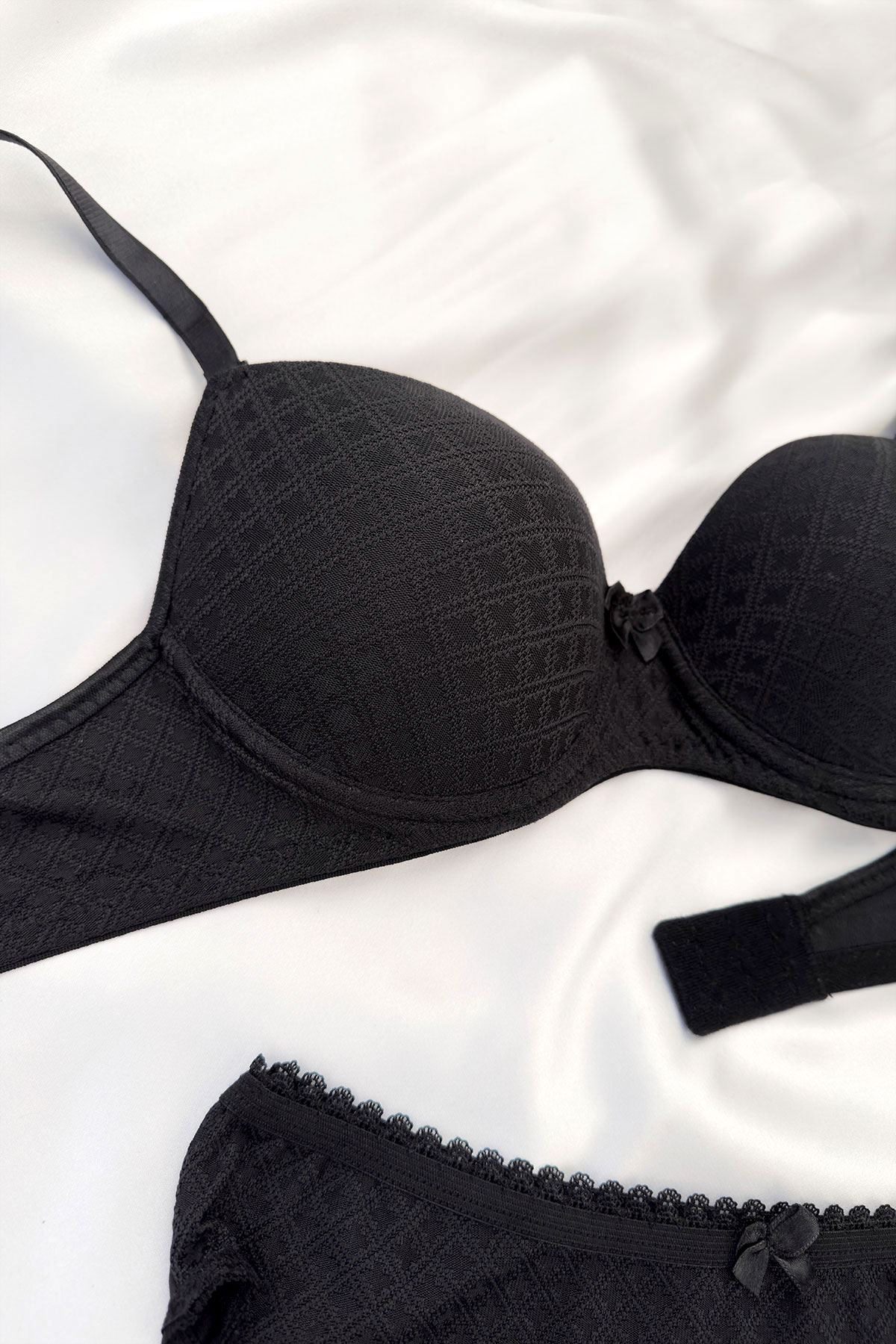 Desteksiz Jakar Desenli Sütyen Takım Siyah