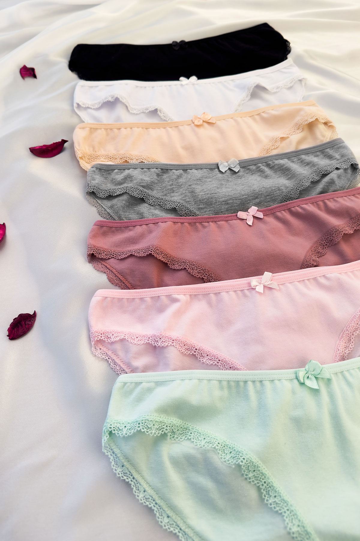 7'li Paça Dantelli Bikini Külot Set