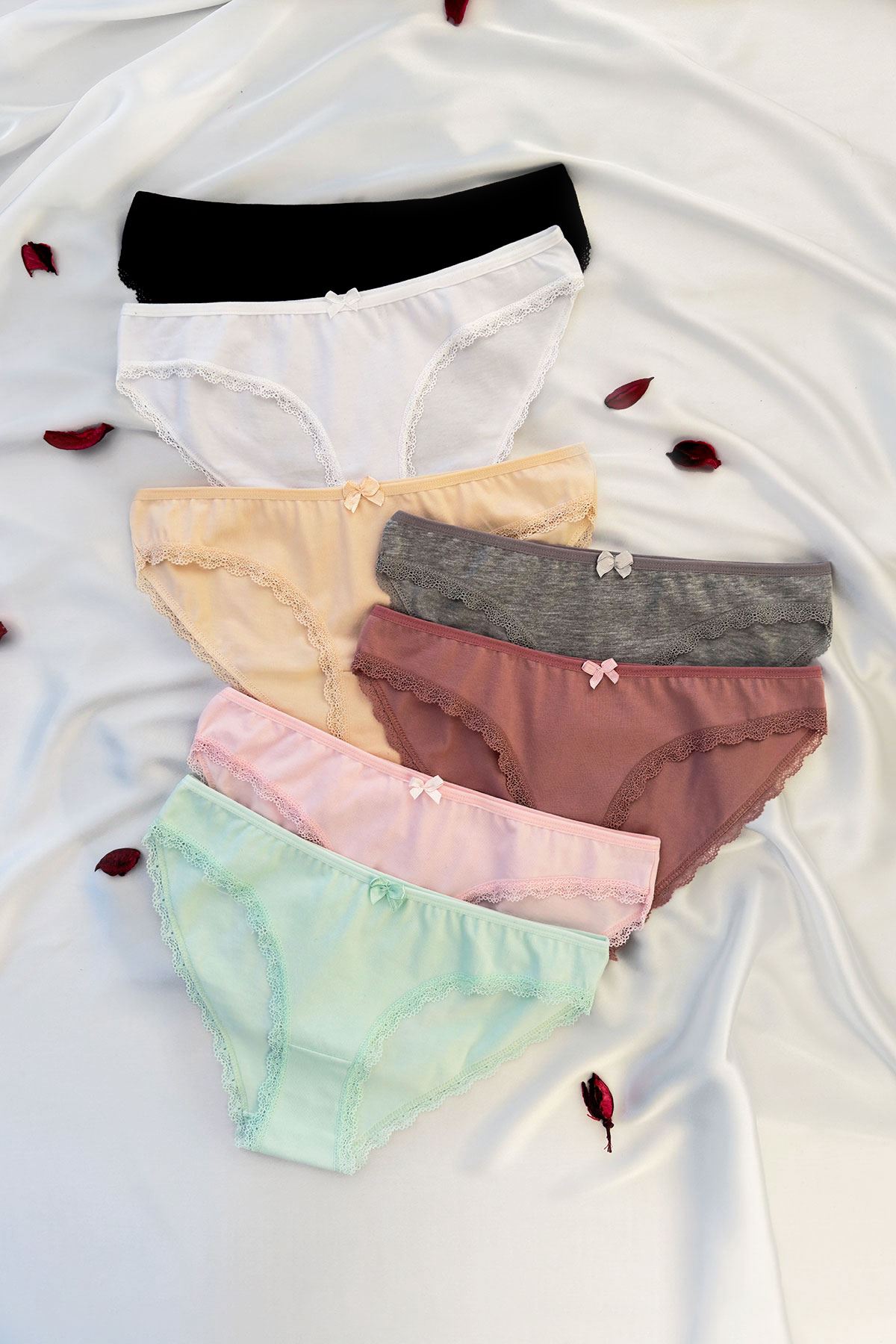 7'li Paça Dantelli Bikini Külot Set