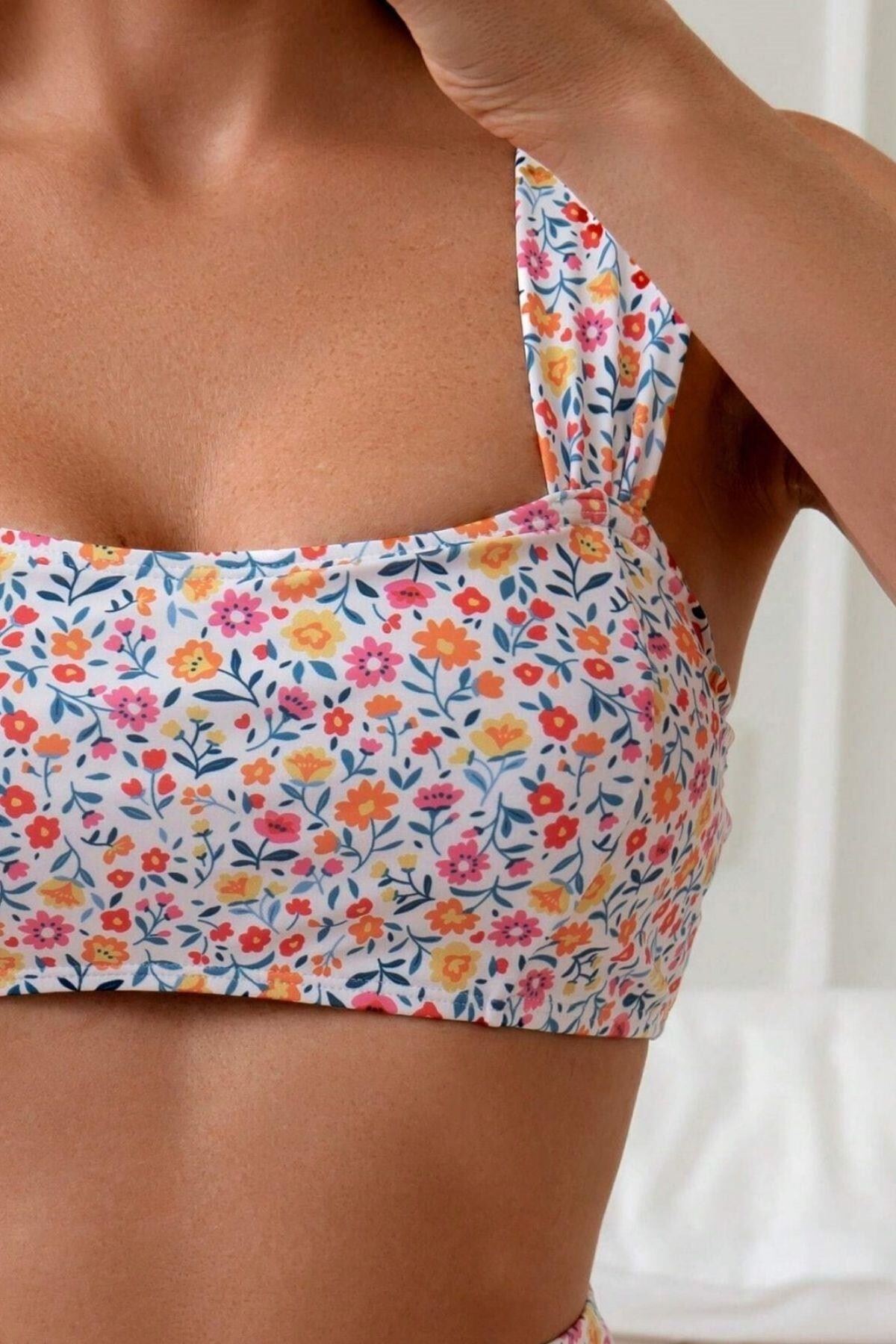 Çiçek Desenli Kaplı Yüksek Bel Bikini Takımı