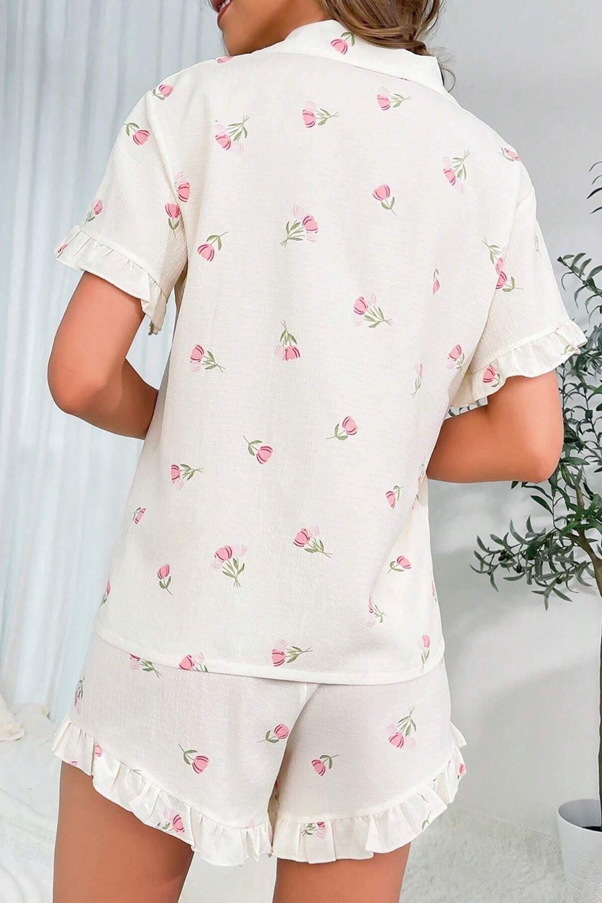 Desenli Düğmeli Şortlu Pijama Takım Ekru