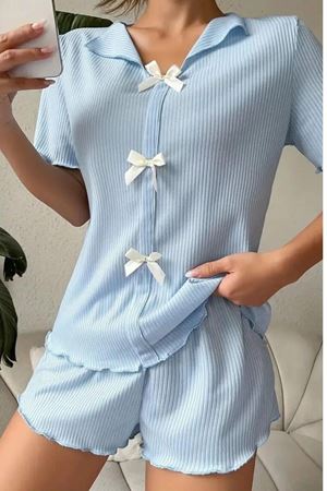 V Yaka Fiyonk Detaylı Pijama Takımı Mavi